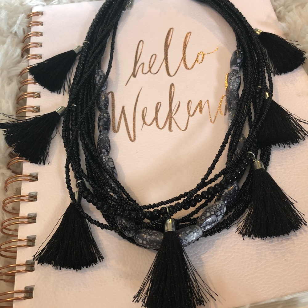 Beaded Tassel Necklace! 🖤 - Picture 1 of 5